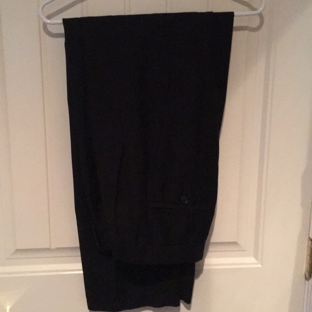 32x32 Haggar Black Dress Pants